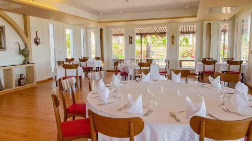 Club Reef Hotel Village