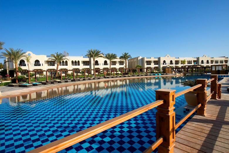 Hotel Sunrise Grand Select Arabian Beach Resort