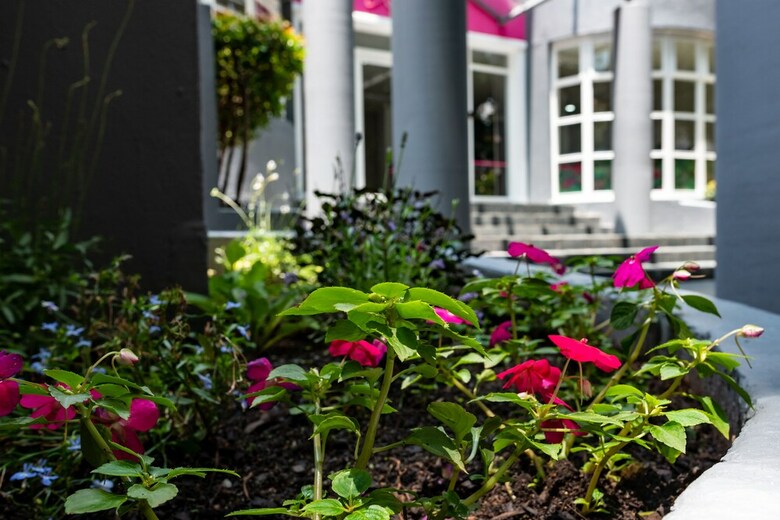 Hotel Jack Rose Inn