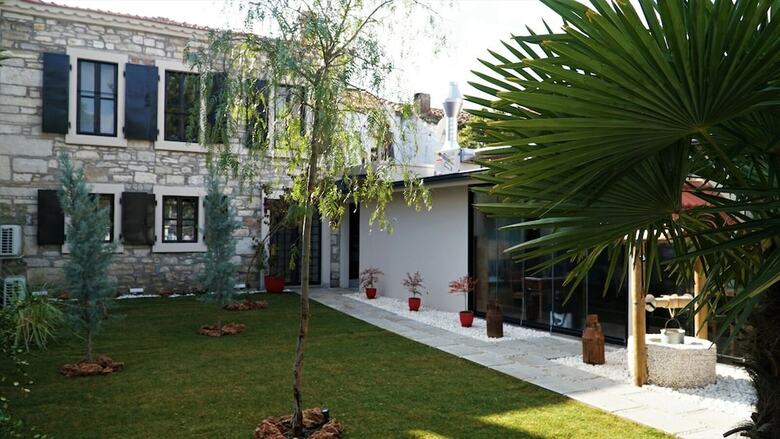 Hotel 1870's Tas Konak Otel