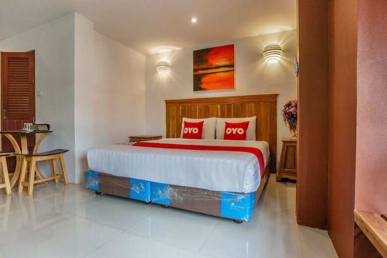 Oyo Yellow Tique Hotel