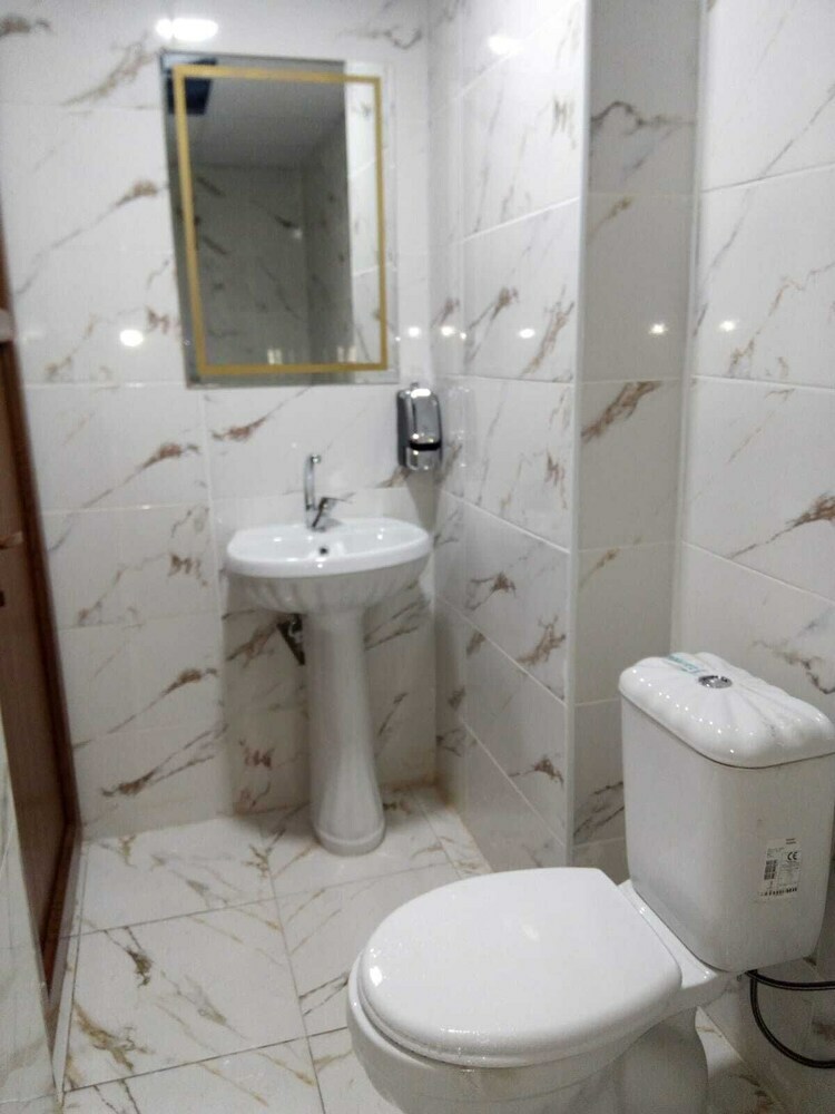 Emir Sultan Hotel