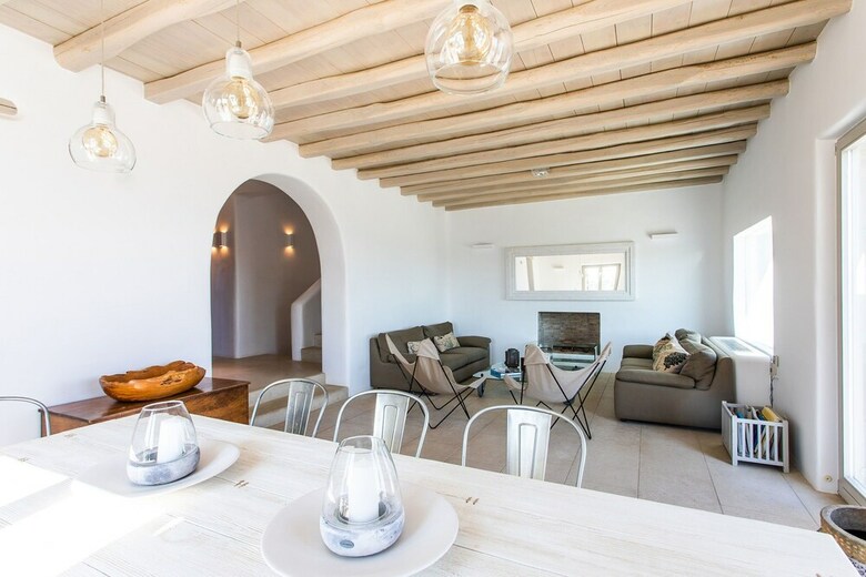 Villa Aliona By The Pearls Collection