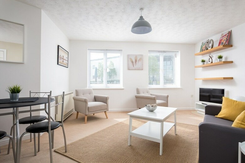 Apartamentos Lloyd Close Cheltenham And Town Centre