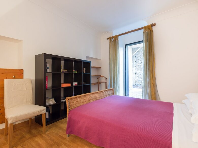 Rsh Ghetto Enchanting Terrace Apartment