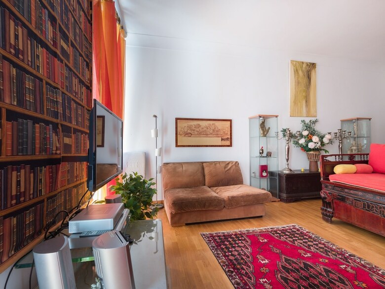 Rsh Ghetto Enchanting Terrace Apartment