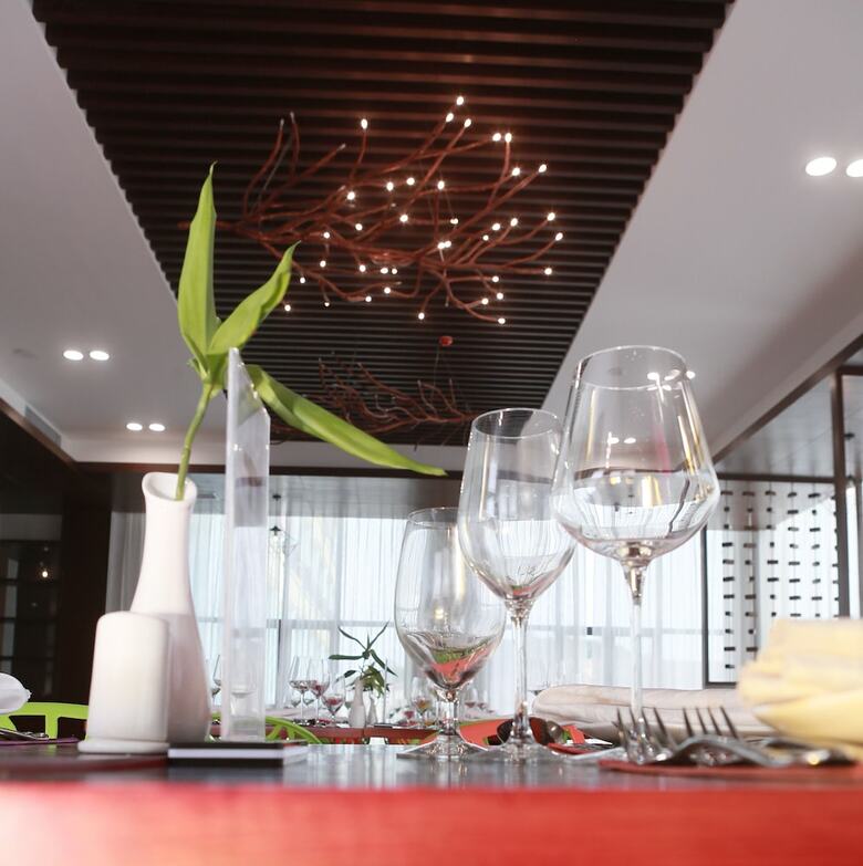 Sealong Bay Zhongqi Conifer Hotel