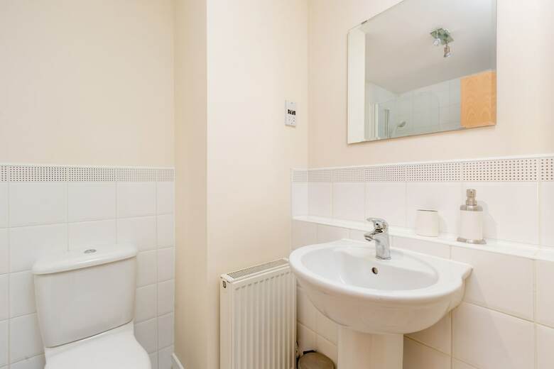 404 Dalry Gait Apartment 2