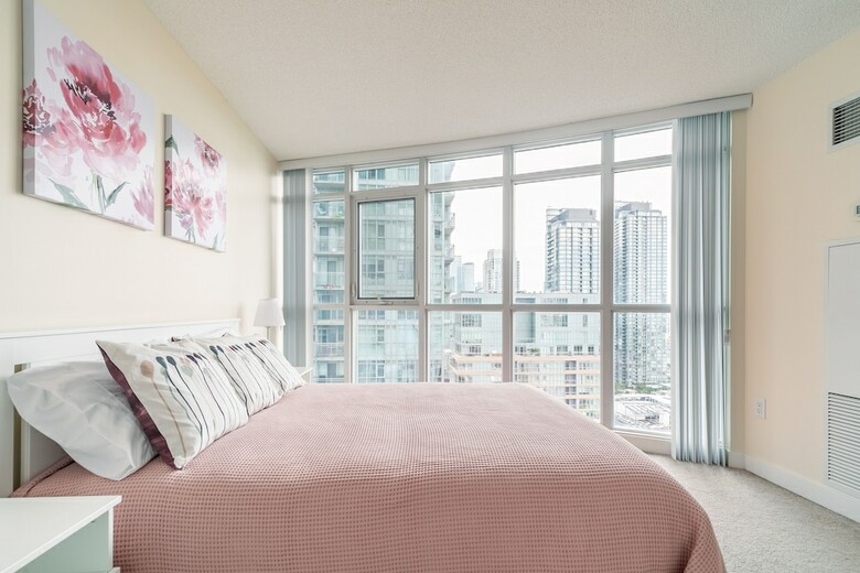 Skytree - Lakeside Condos Near Cn Tower
