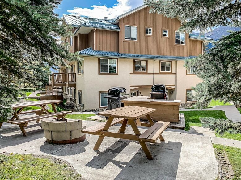 Posada Banff Boundary Lodge-mountain View Condo