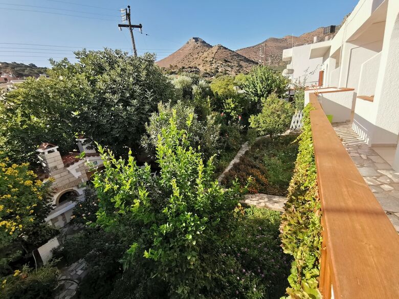 Apartamentos Maria Stella George