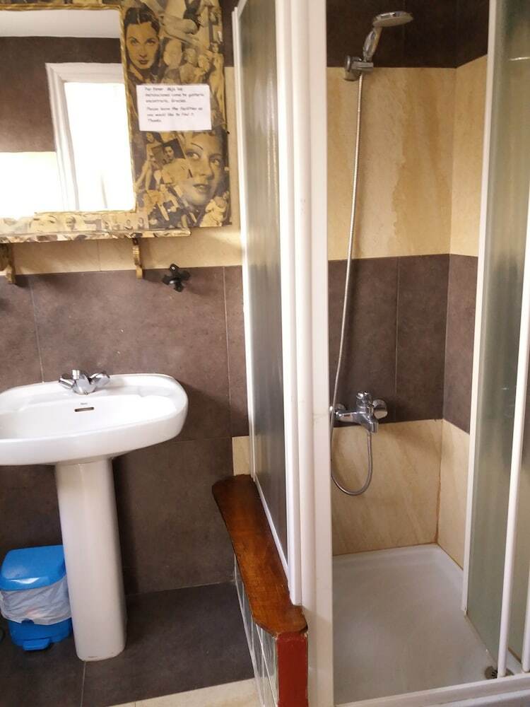 Hostal Albergue Matias Locanda