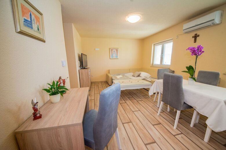 Soljic Apartments