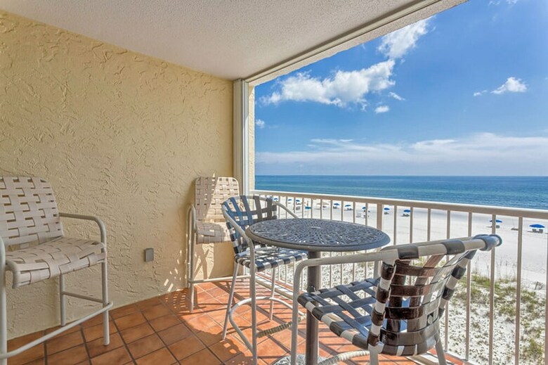 Castaways By Meyer Vacation Rentals