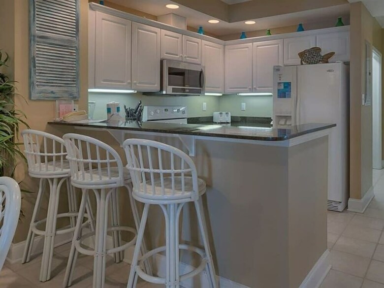 Crystal Shores By Meyer Vacation Rentals