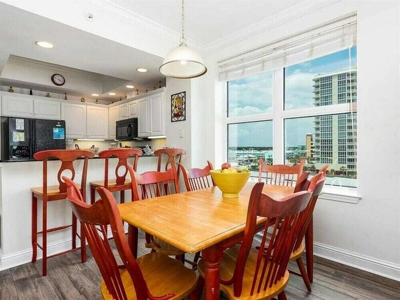 Crystal Shores By Meyer Vacation Rentals
