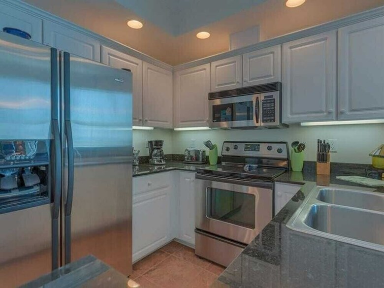 Crystal Shores By Meyer Vacation Rentals