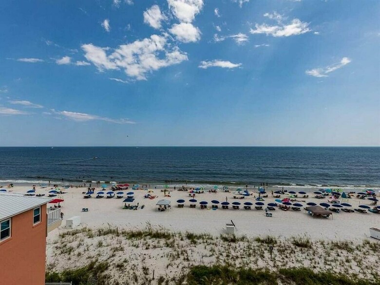 Crystal Shores By Meyer Vacation Rentals