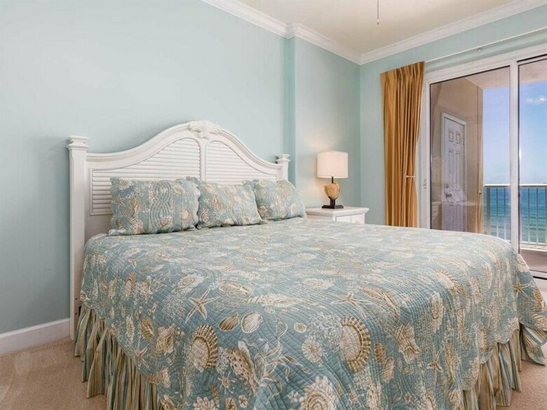 Island Royale By Meyer Vacation Rentals