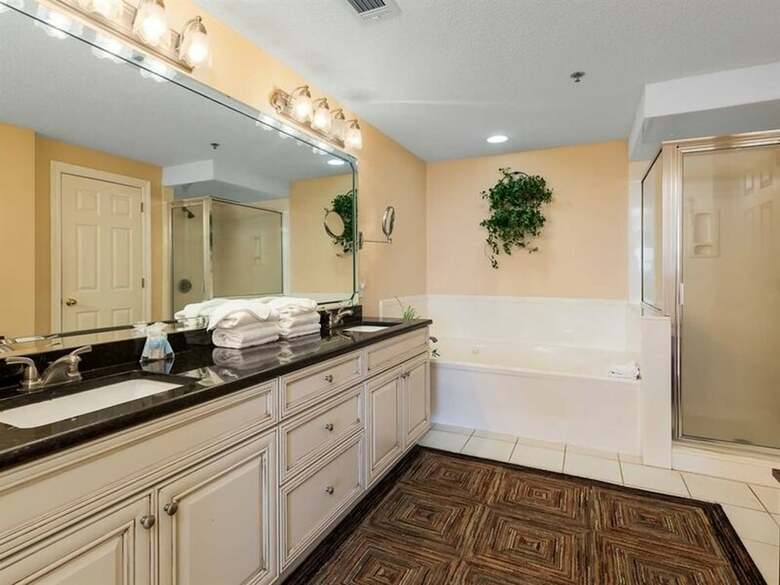 The Enclave By Meyer Vacation Rentals