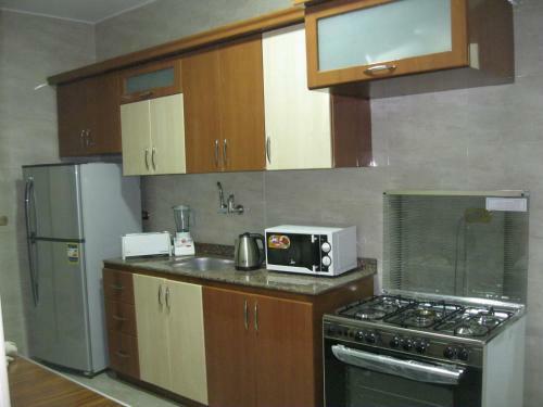 Three-bedroom Apartment At Nazlet El Semman