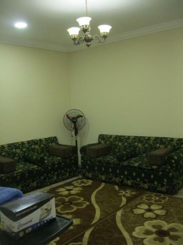 Three-bedroom Apartment At Nazlet El Semman