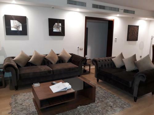 Residence Hotel Suites & Apartments