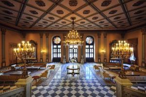 Cairo Marriott Hotel & Omar Khayyam Casino