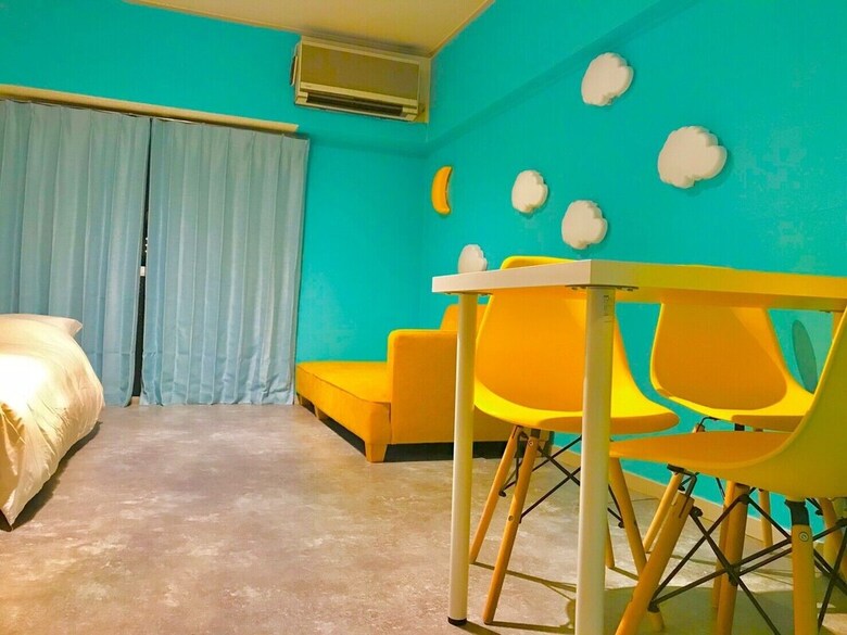 Local Hakozaki Apartment