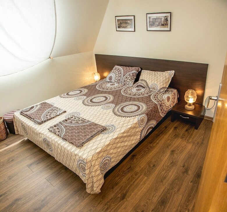 Fm Premium 1-bdr Apartment With Terrace-pacific