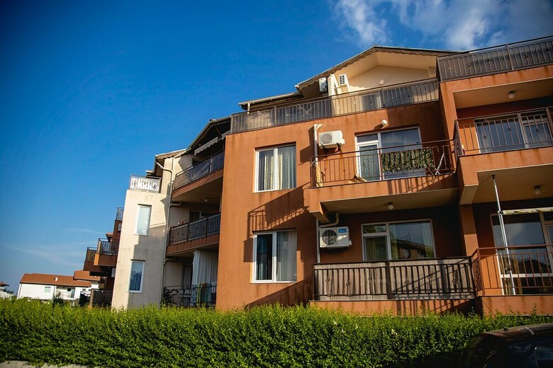 Fm Premium 1-bdr Apartment With Pool & Parking - Summer Days