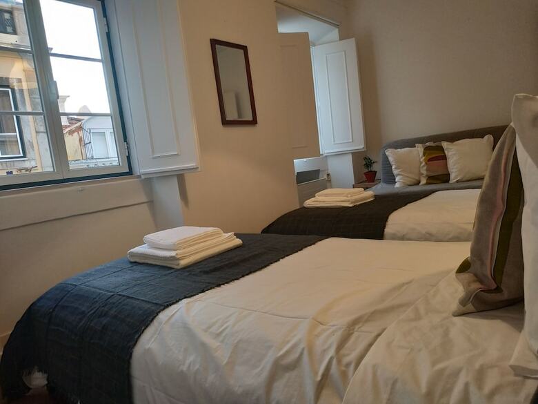 Apartamentos Casa Da Travessa Sol E Terra�o Na Bica
