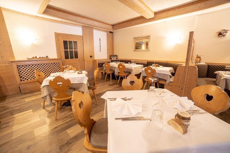 Hotel Caminetto Mountain Resort