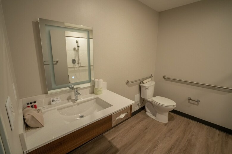 Hotel Park Inn By Radisson, Kelowna
