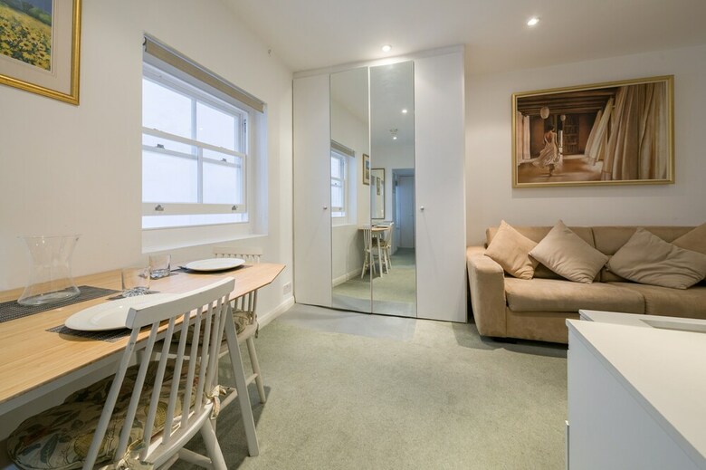 Hyde Park Serviced Apartments