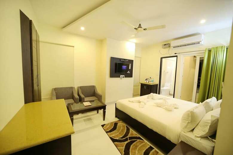 Hotel Aaravam Ganga