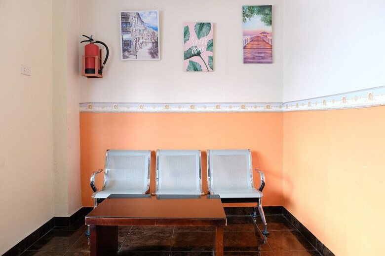 Oyo 2349 Hotel Mustika 2