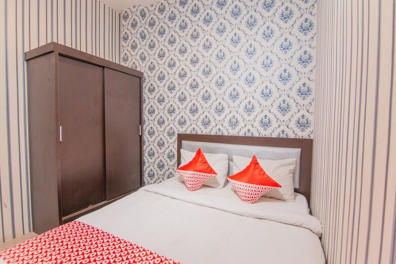 Hotel Oyo 2310 Residence 68