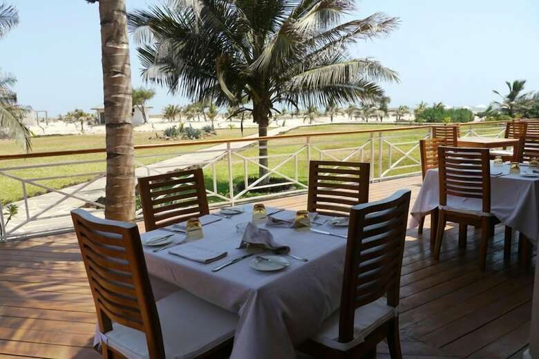Hotel Ocean Beach Resort & Spa