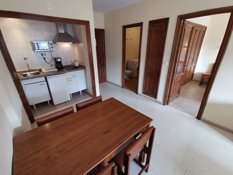 Apartamentos First Beachline With Sea View And Pool Ref 36