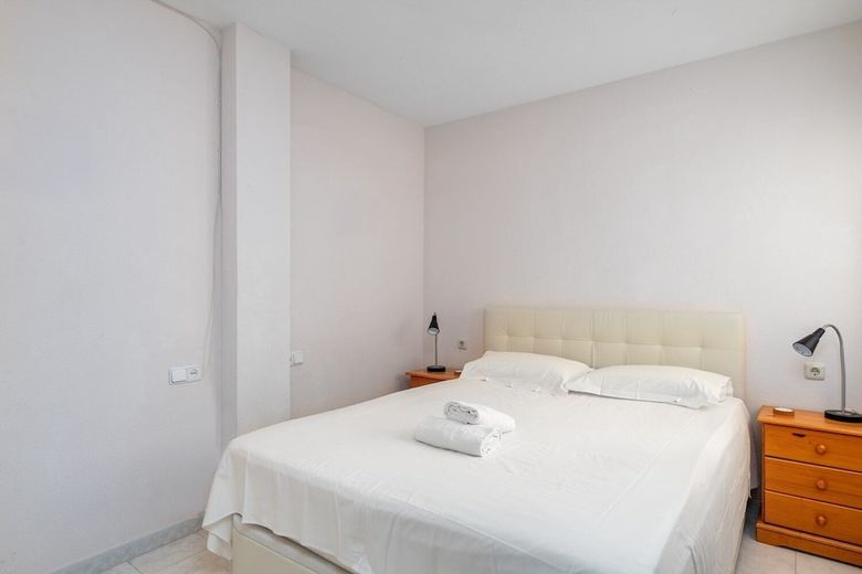 Central Gem Apartment Near The Beach Ref 134