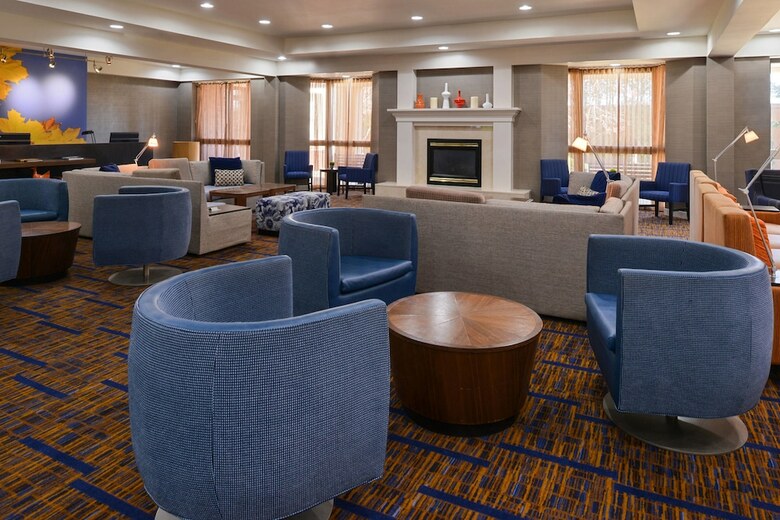 Hotel Courtyard By Marriott Milwaukee Brown Deer