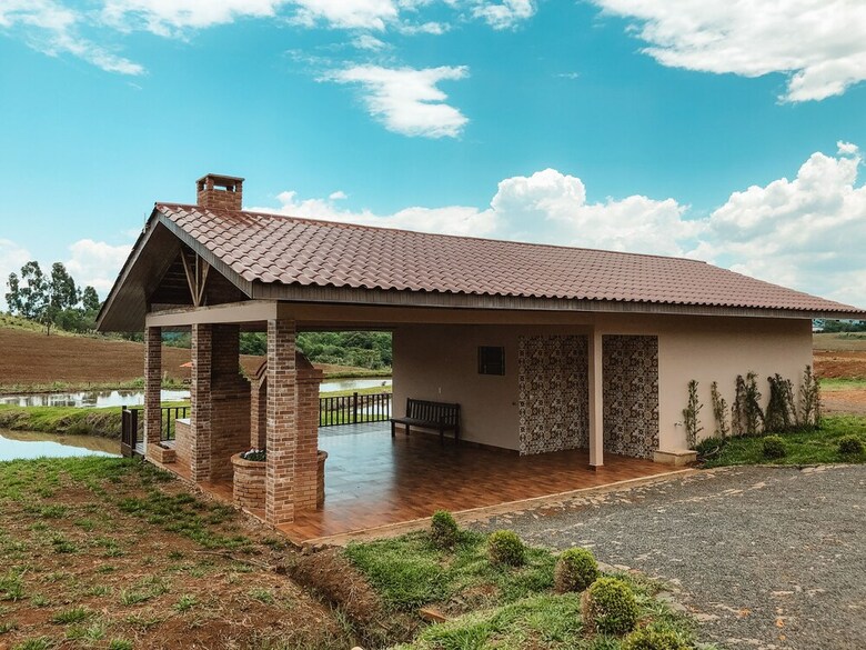 Hotel Hope Valley Adventure