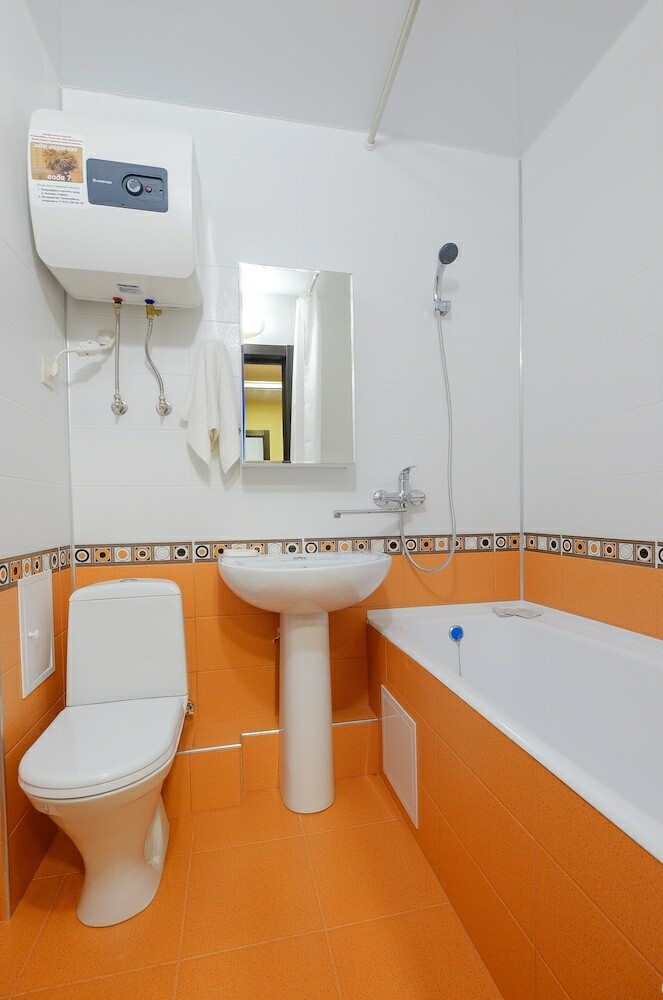 Apartment Petrovskie On Savinykh 4a