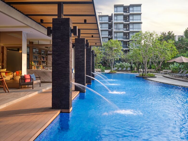 Altera Hotel And Residence (Formerly Known As At Mind Serviced Residence)