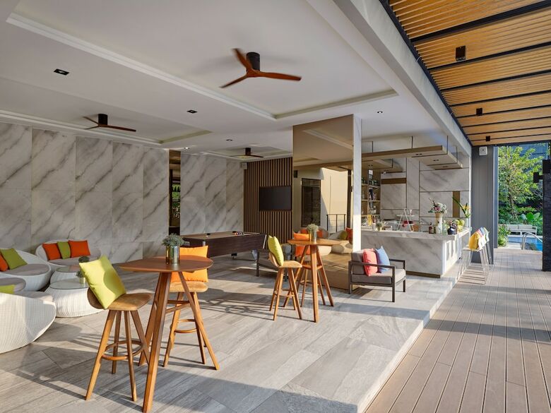 Altera Hotel And Residence (Formerly Known As At Mind Serviced Residence)