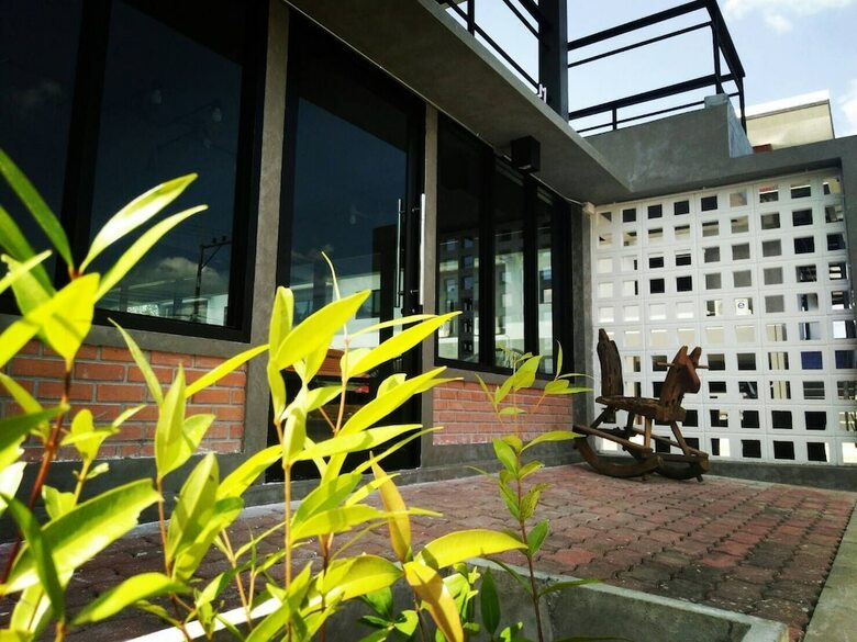 Hotel Pakarang Resort