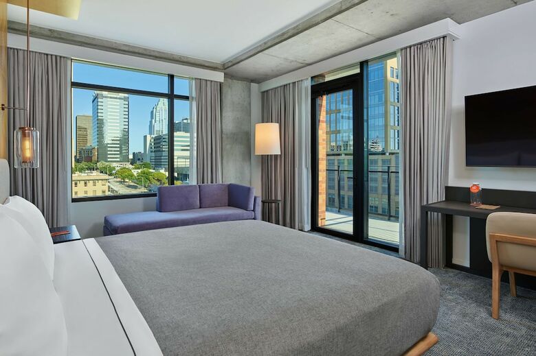 Hotel Canopy By Hilton Austin Downtown