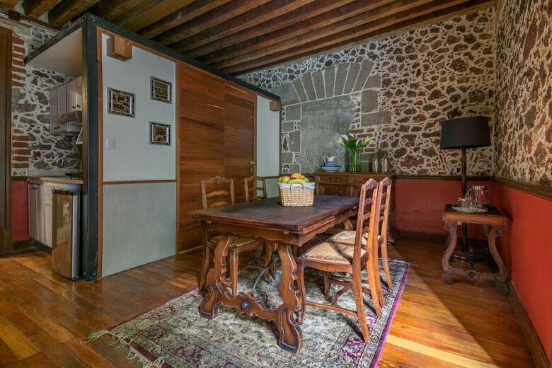 Apartamentos Casa Sauto Wonderful Vintage Luxury Suite