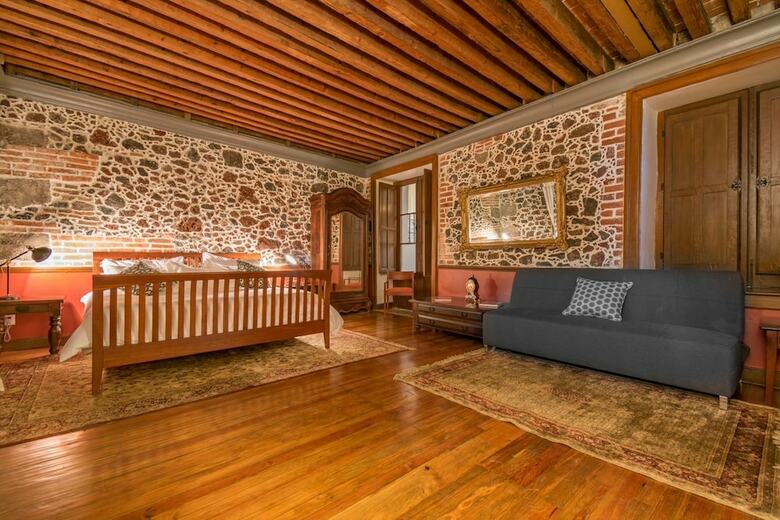 Apartamentos Casa Sauto Wonderful Vintage Luxury Suite